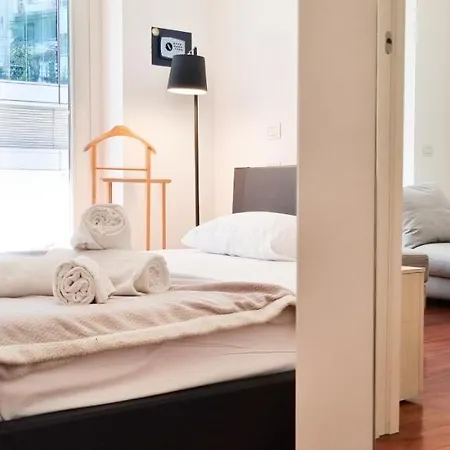 Joivy Superb Flat, 2 Balconies & Skyscrapers View 아파트 밀라노