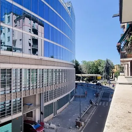 아파트 Joivy Superb Flat, 2 Balconies & Skyscrapers View *